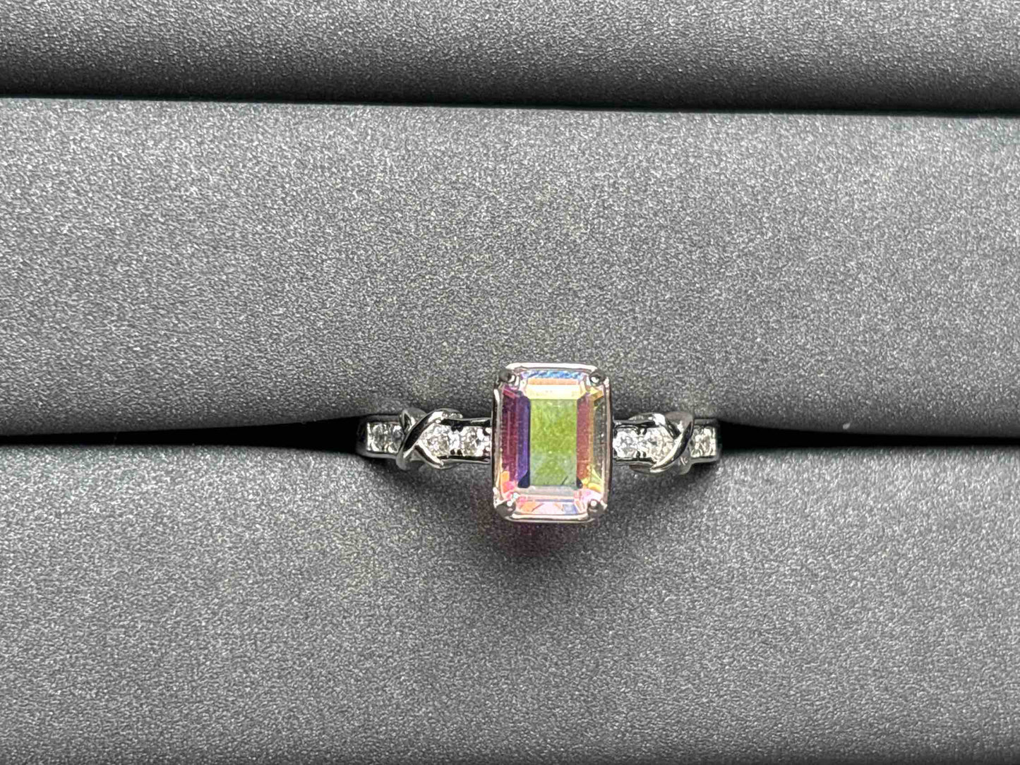 A2798 Aura Quarz Ring