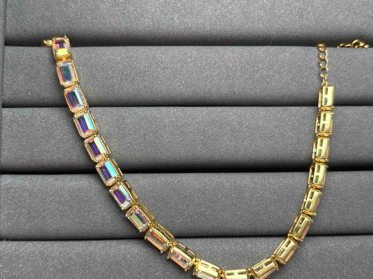 A2834 Aura Quarz Bracelet