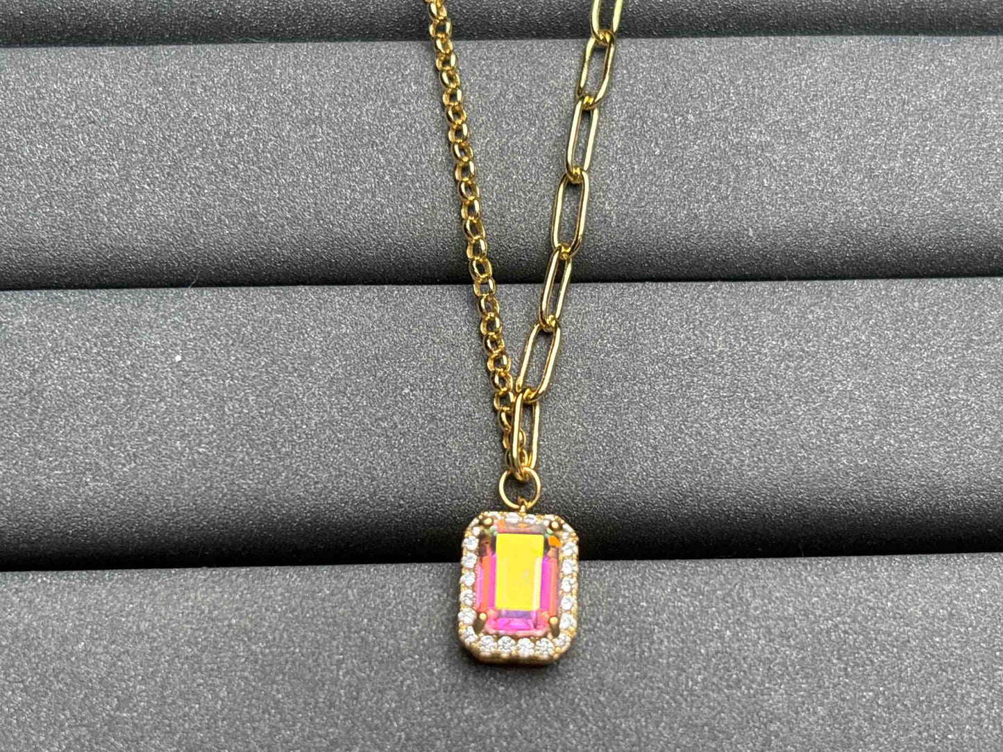 A2839 Aura Quarz Necklace