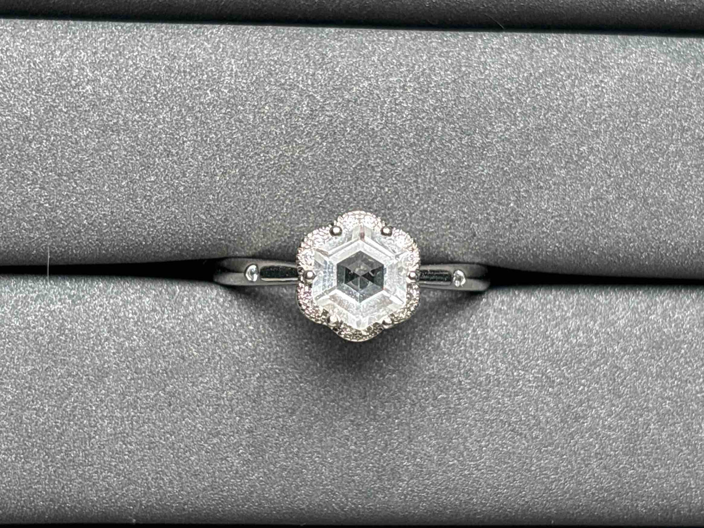A2856 Aura Quarz Ring