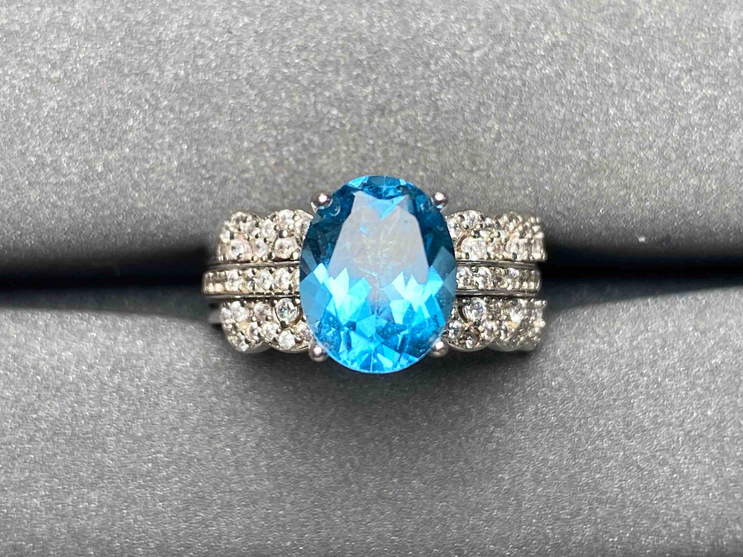 A3049 Topaz Ring