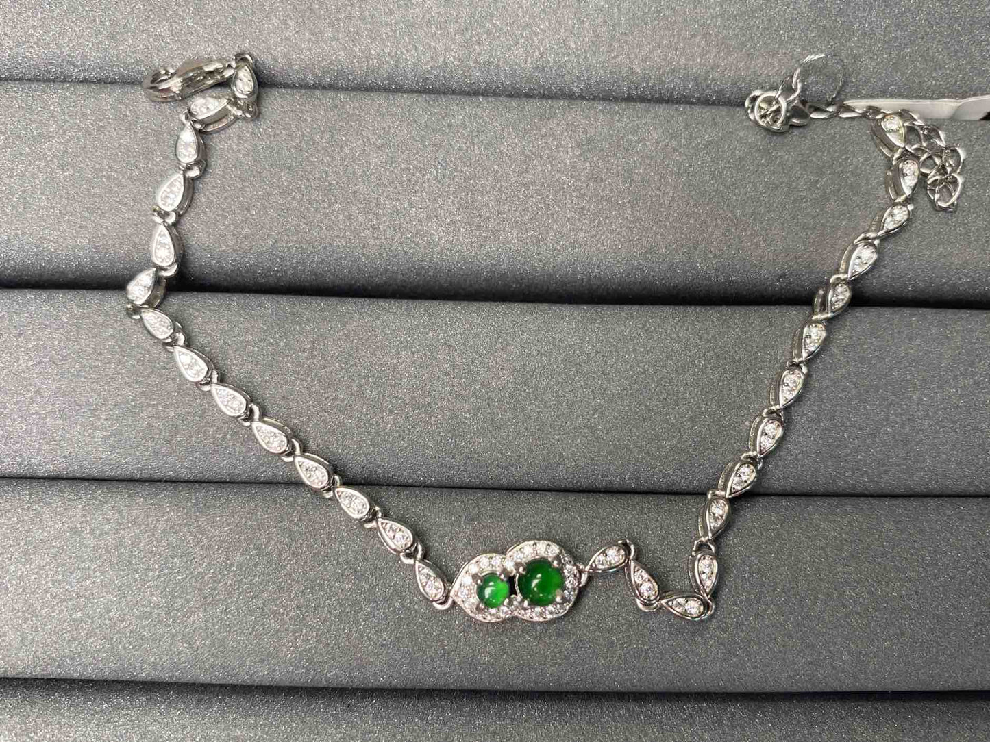 A3099 Jadeite Bracelet