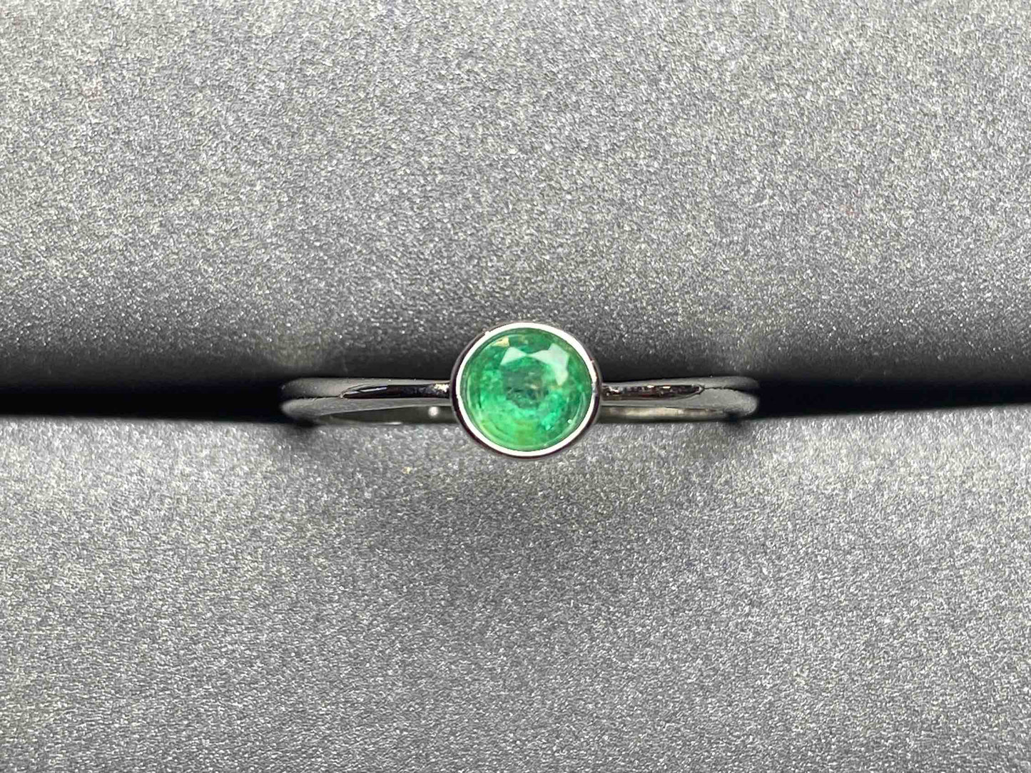 A309 Emerald Ring