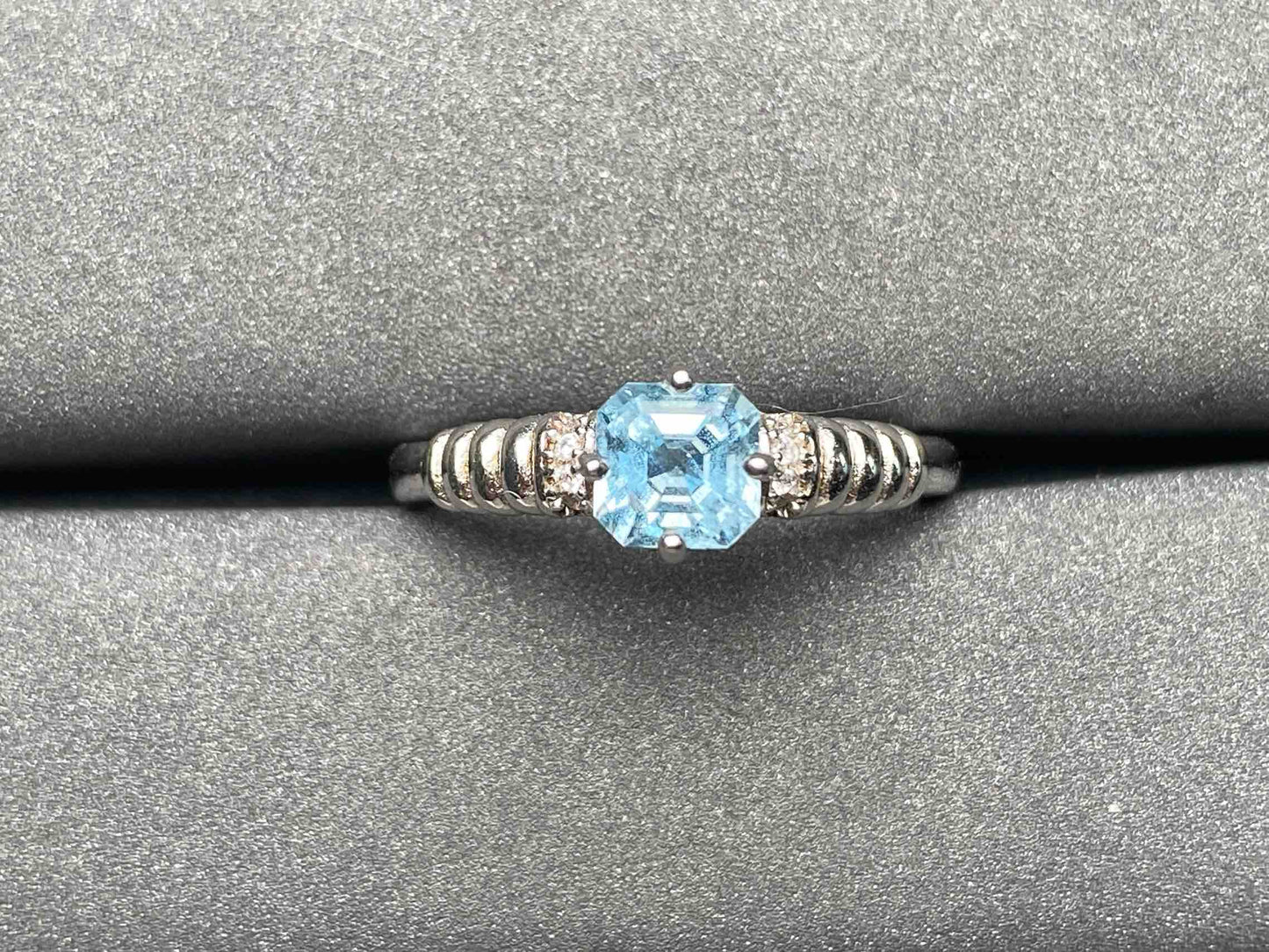 A3125 Aquamarine Ring