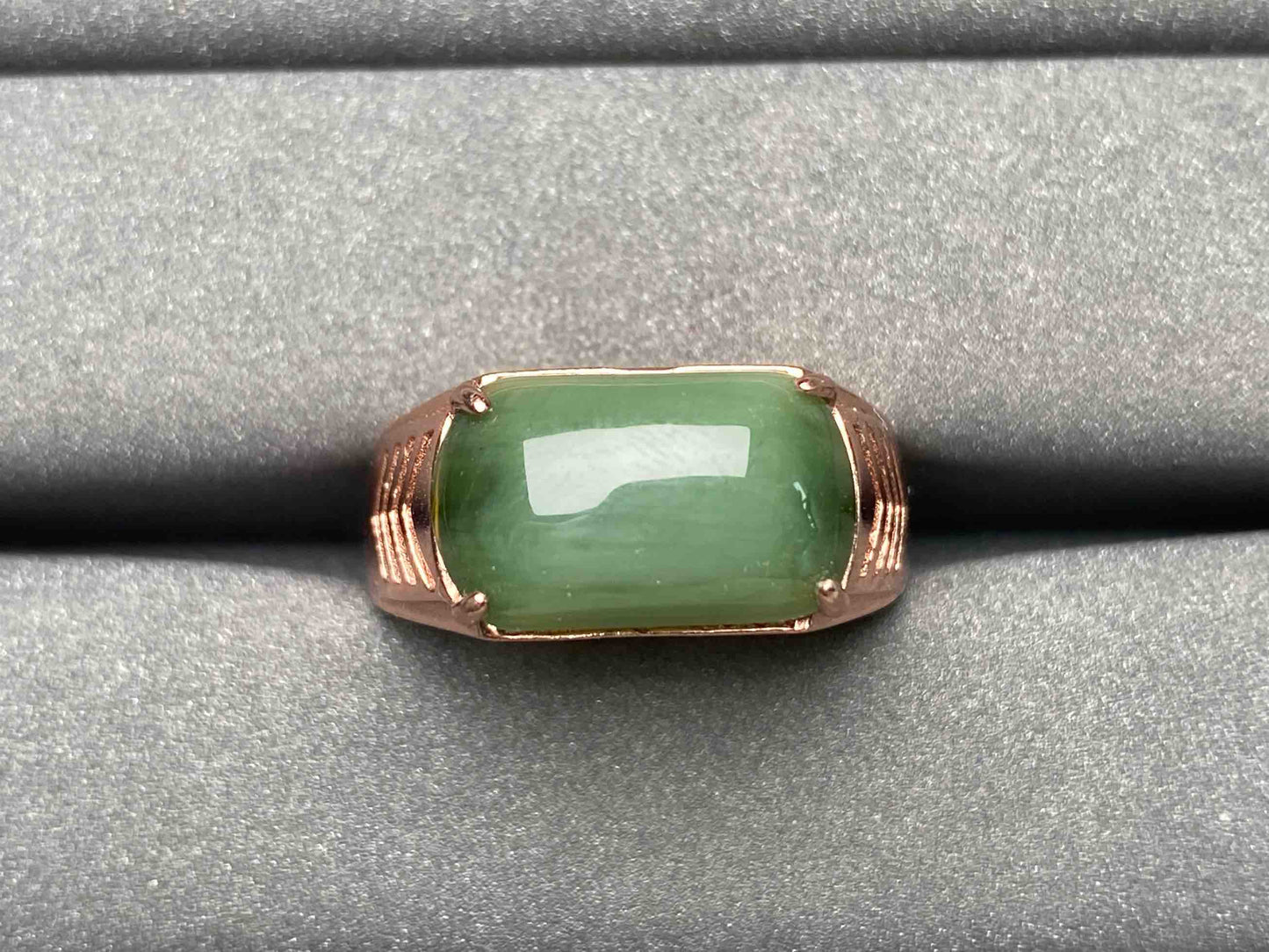 A3133 He tian jade Ring