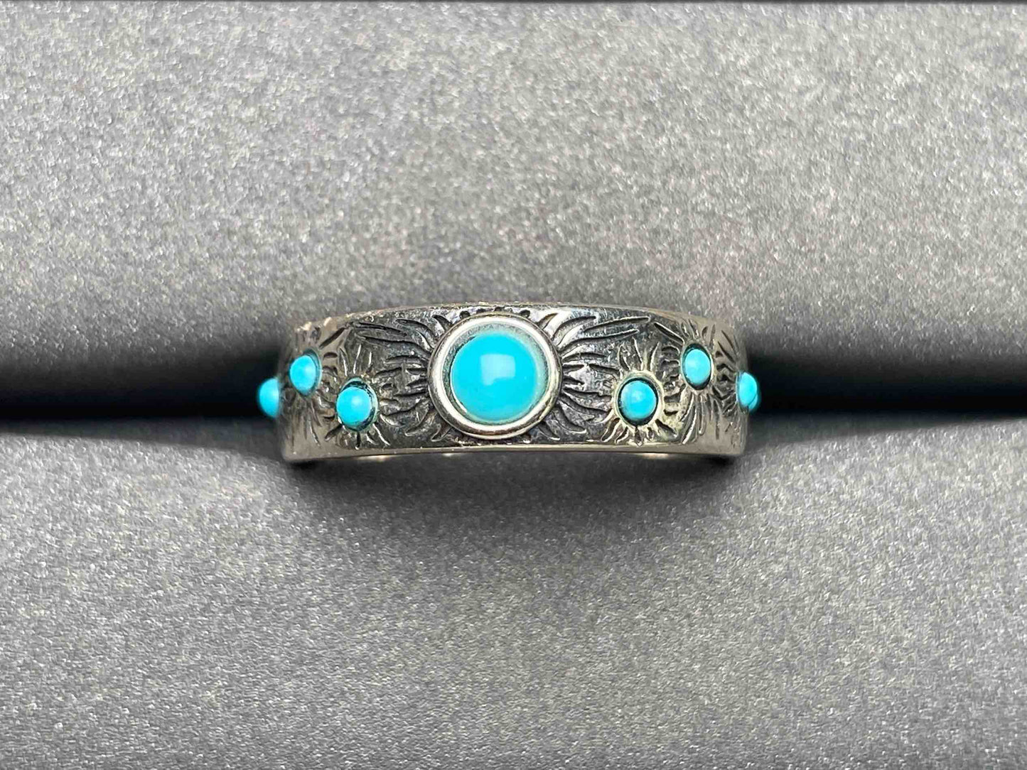 A3173 Touroqls Ring