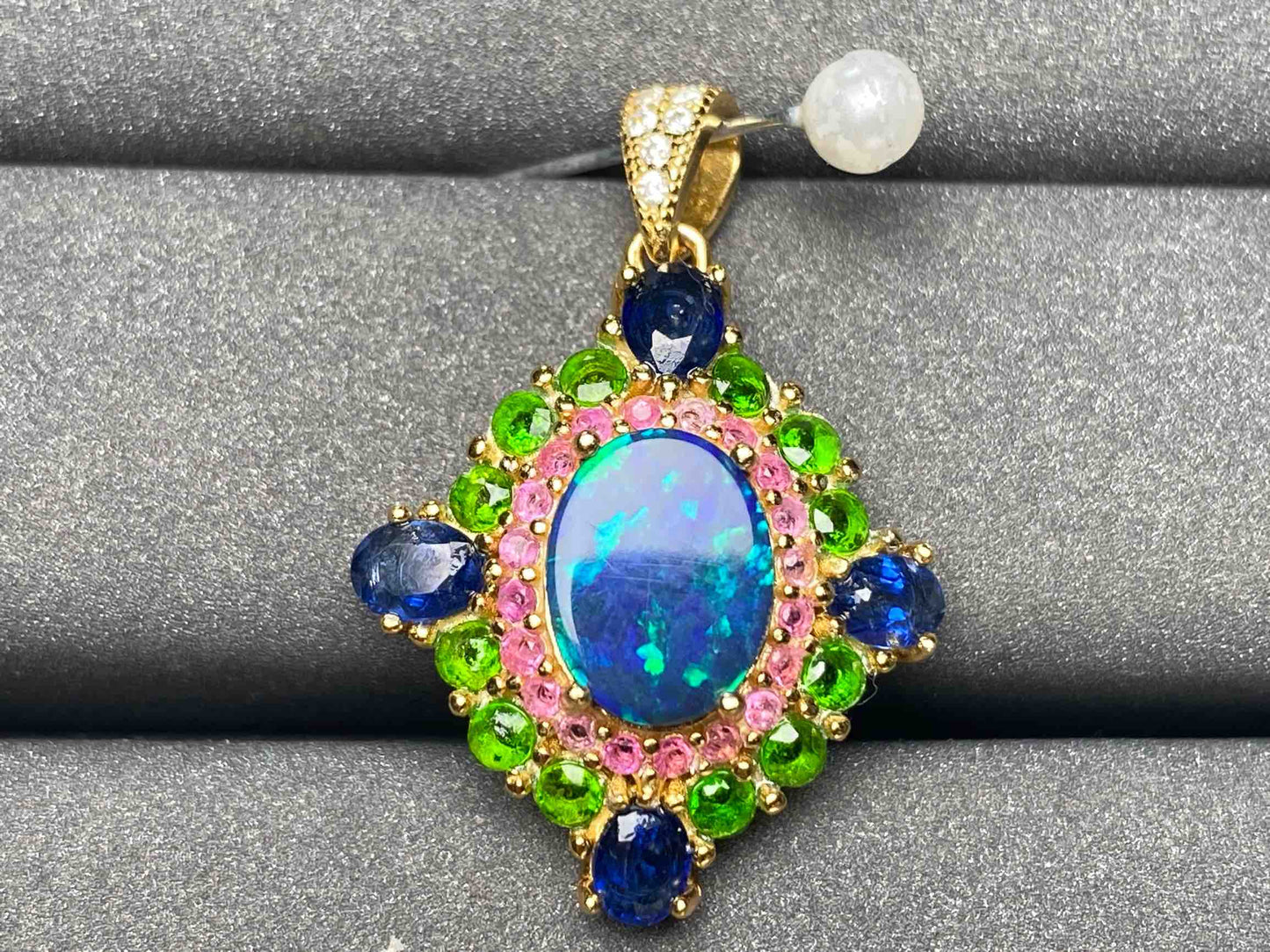 A3236 Opal Pendant