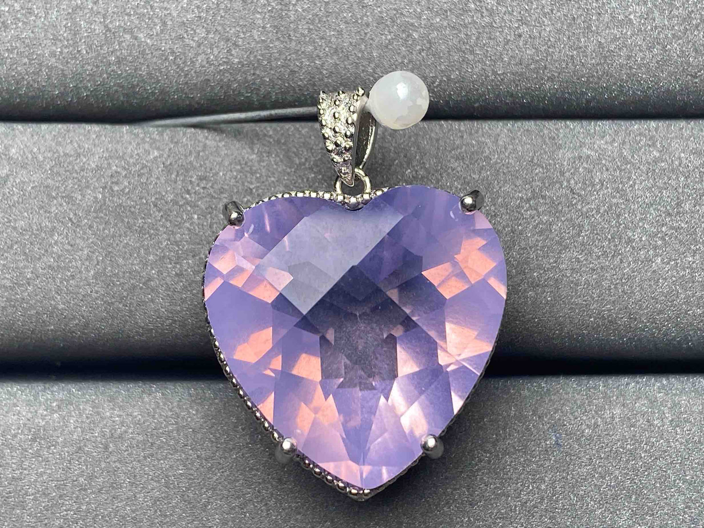A3286 LMQ Pendant