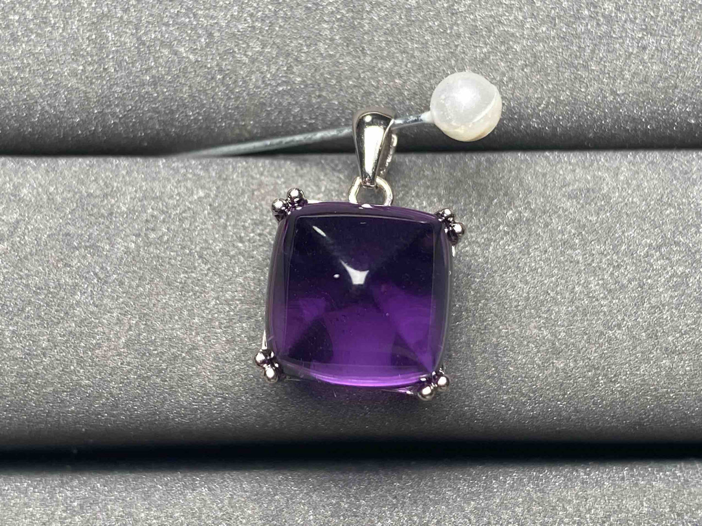 A3306 Amethyst Pendant