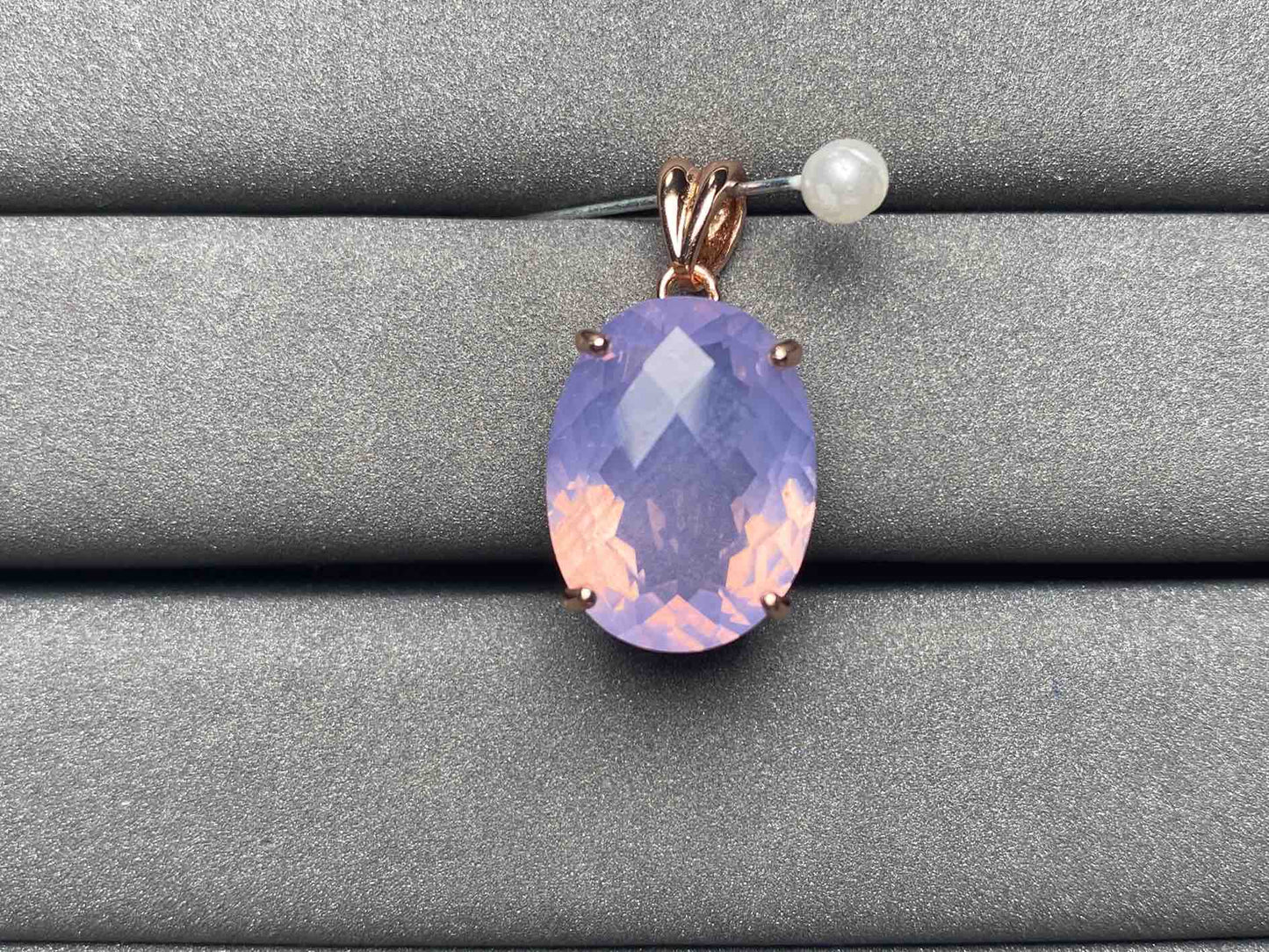A3307 LMQ Pendant