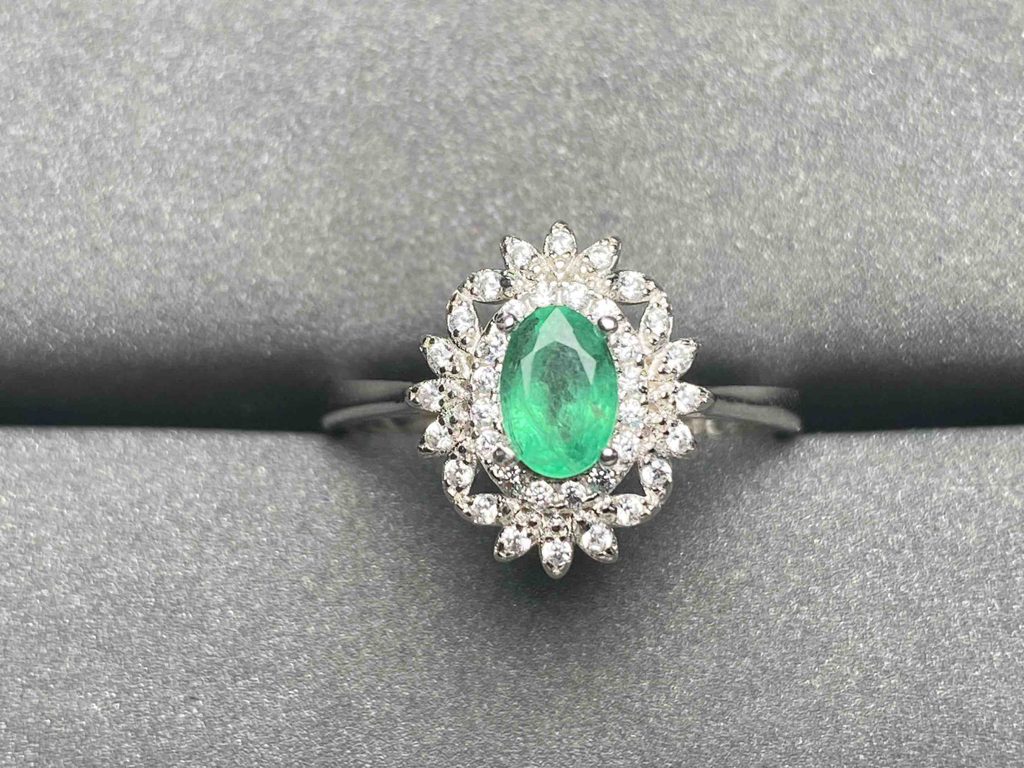 A3391 Emerald Ring
