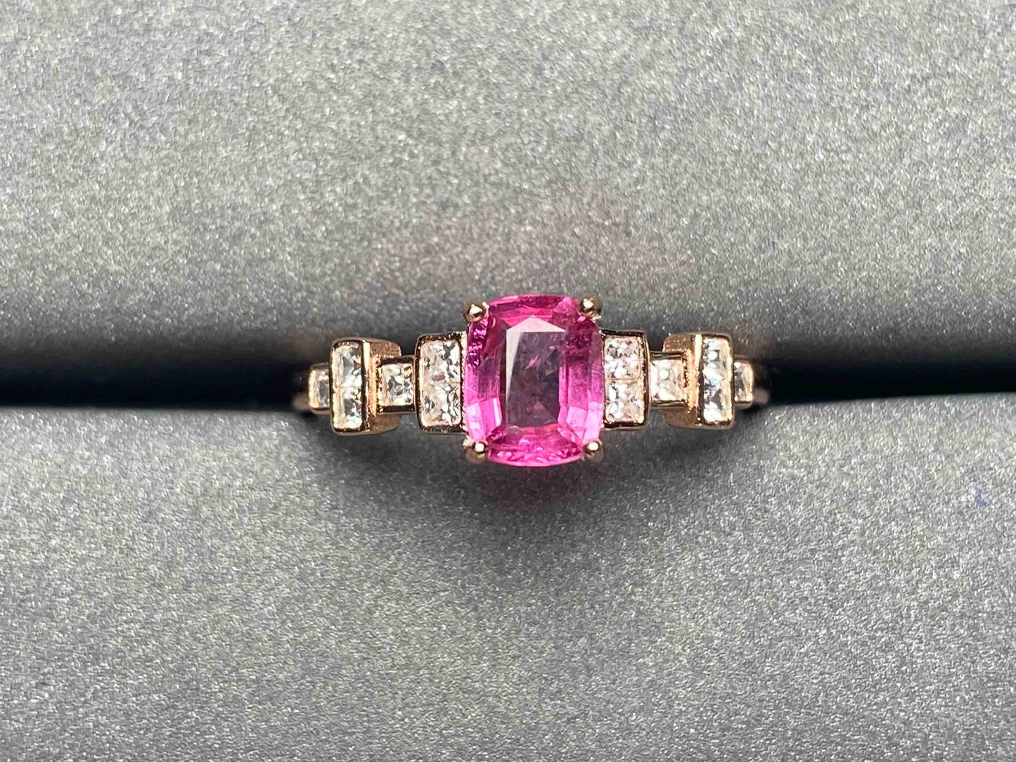 A3431 Mahenge spinel Ring