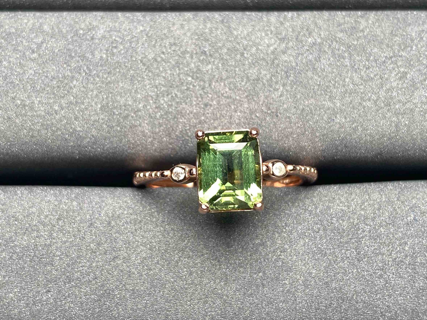 A3436 Green apatite Ring
