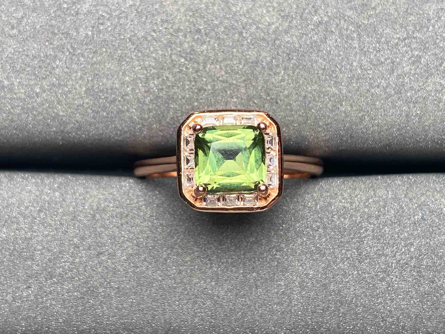 A3443 Green apatite Ring
