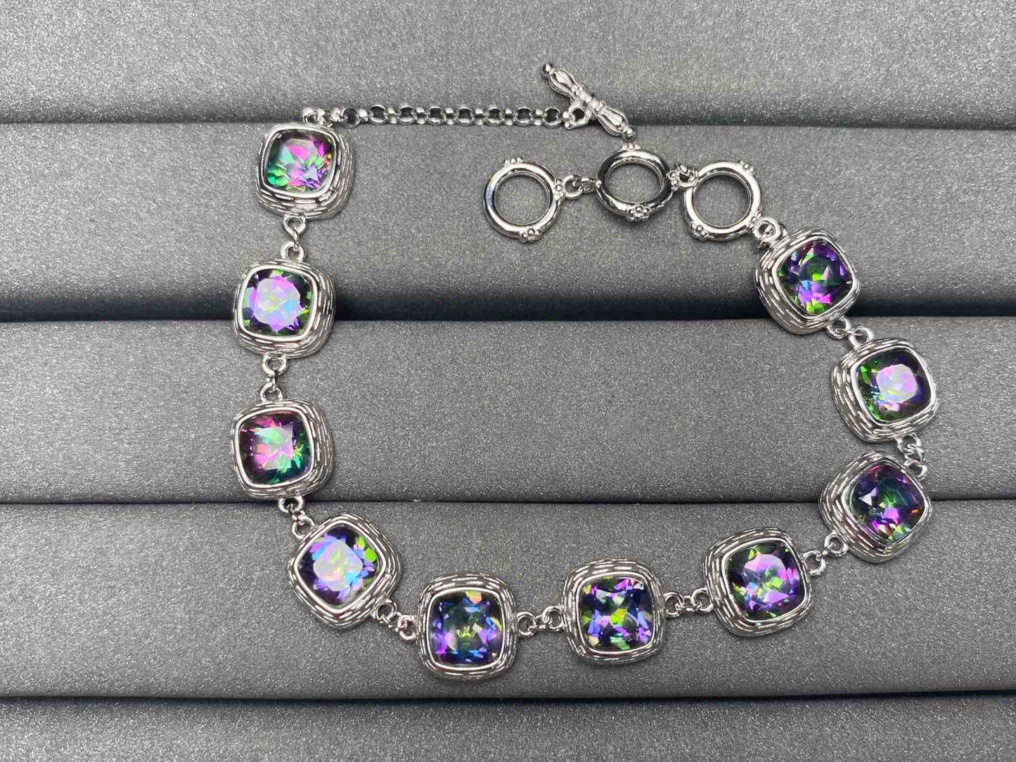 A3650 Topaz Bracelet