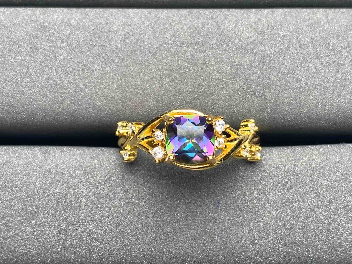 A3652 Topaz Ring