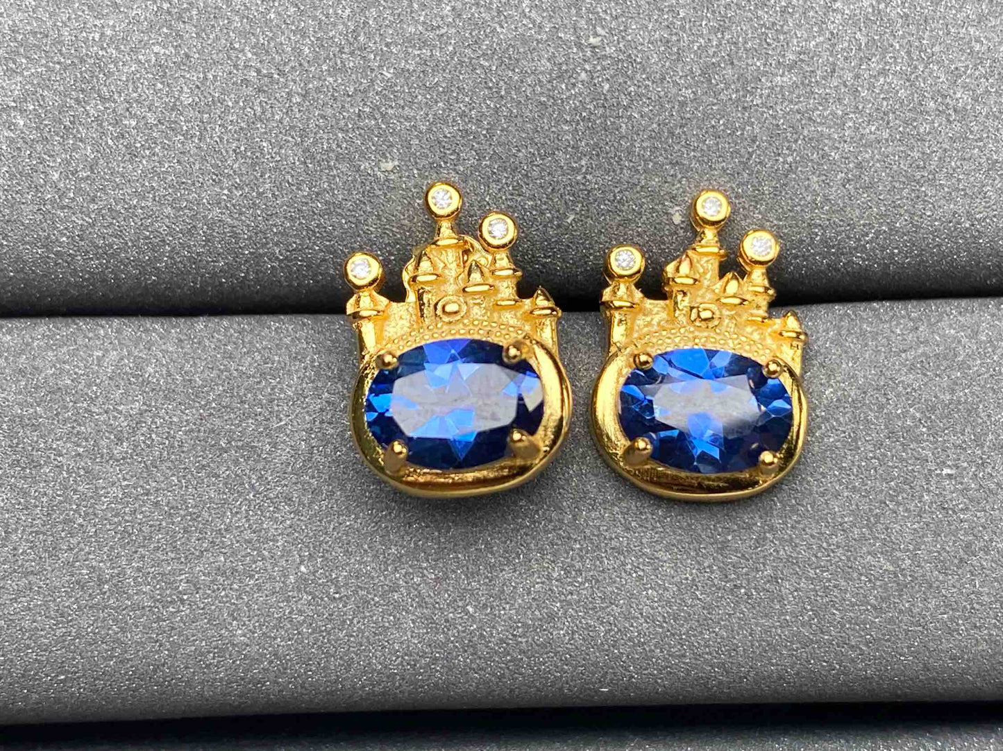 A3739 Topaz Earrings