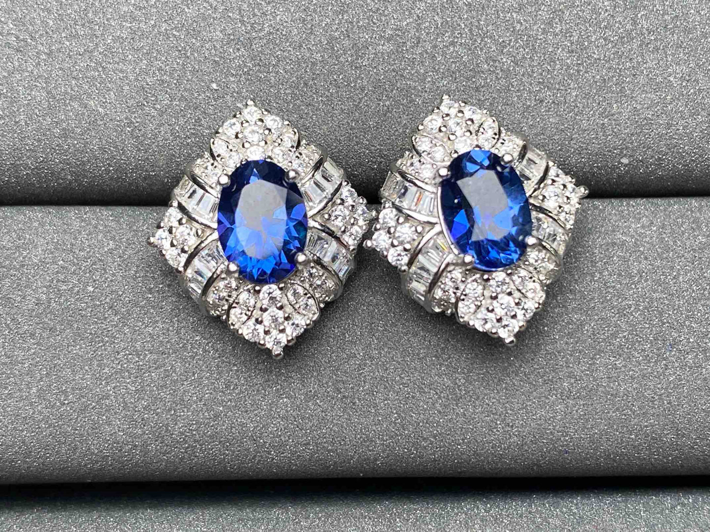 A3787 Topaz Earrings