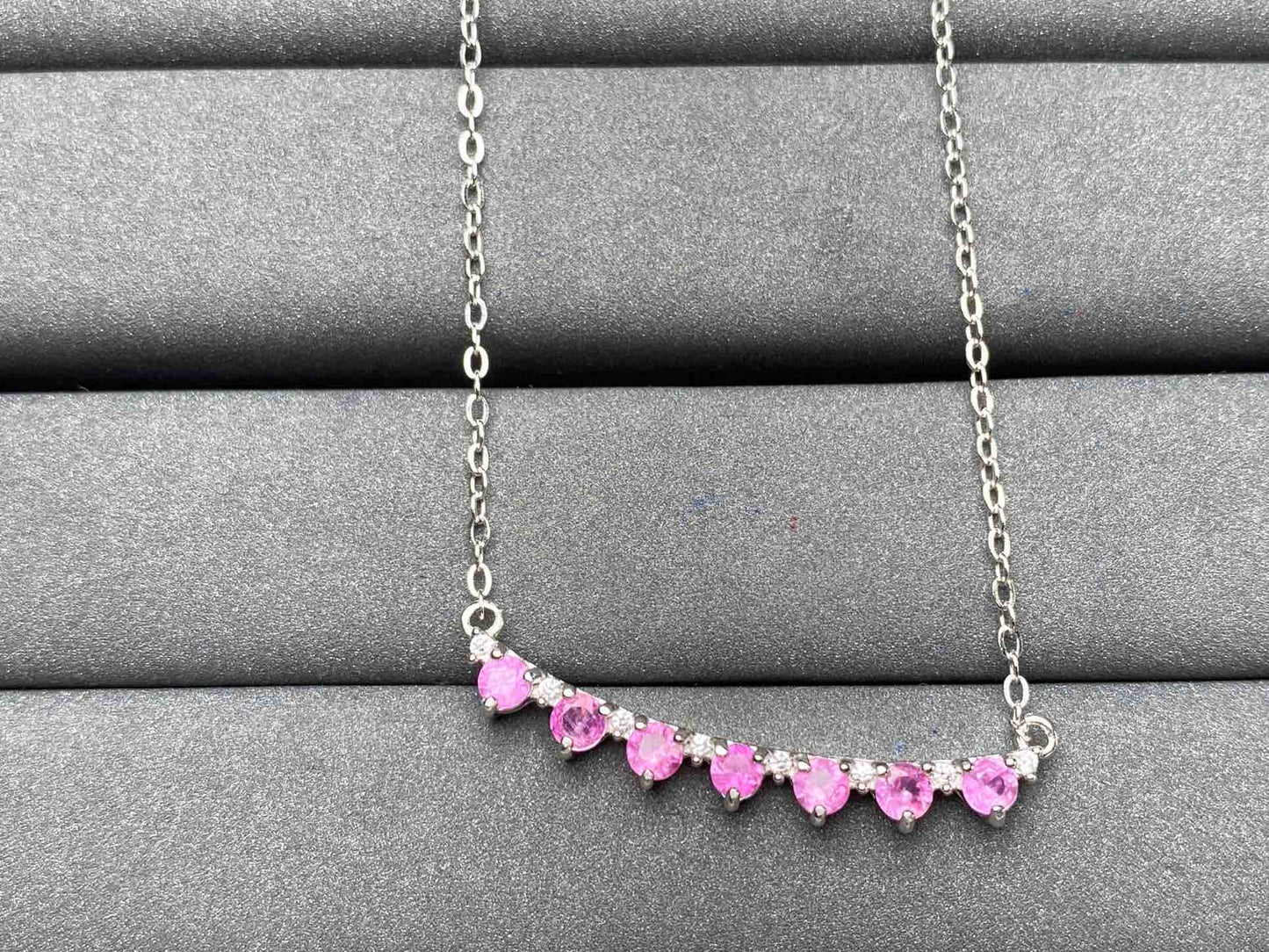 A3937 Green Sapphire Necklace