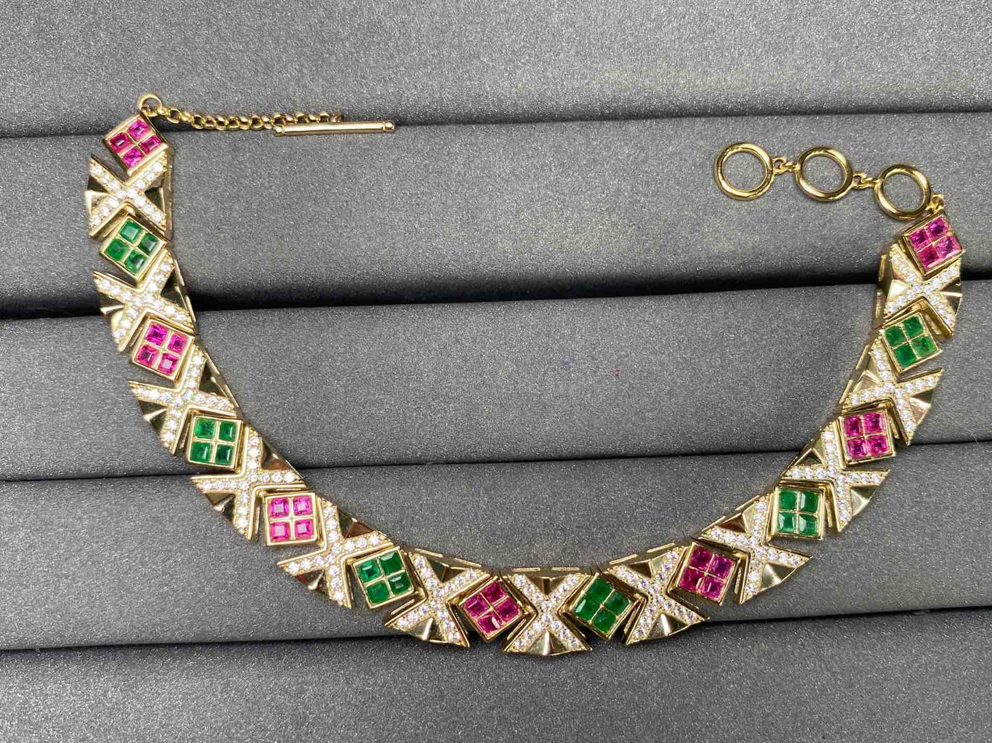 A3955 Emerald Bracelet