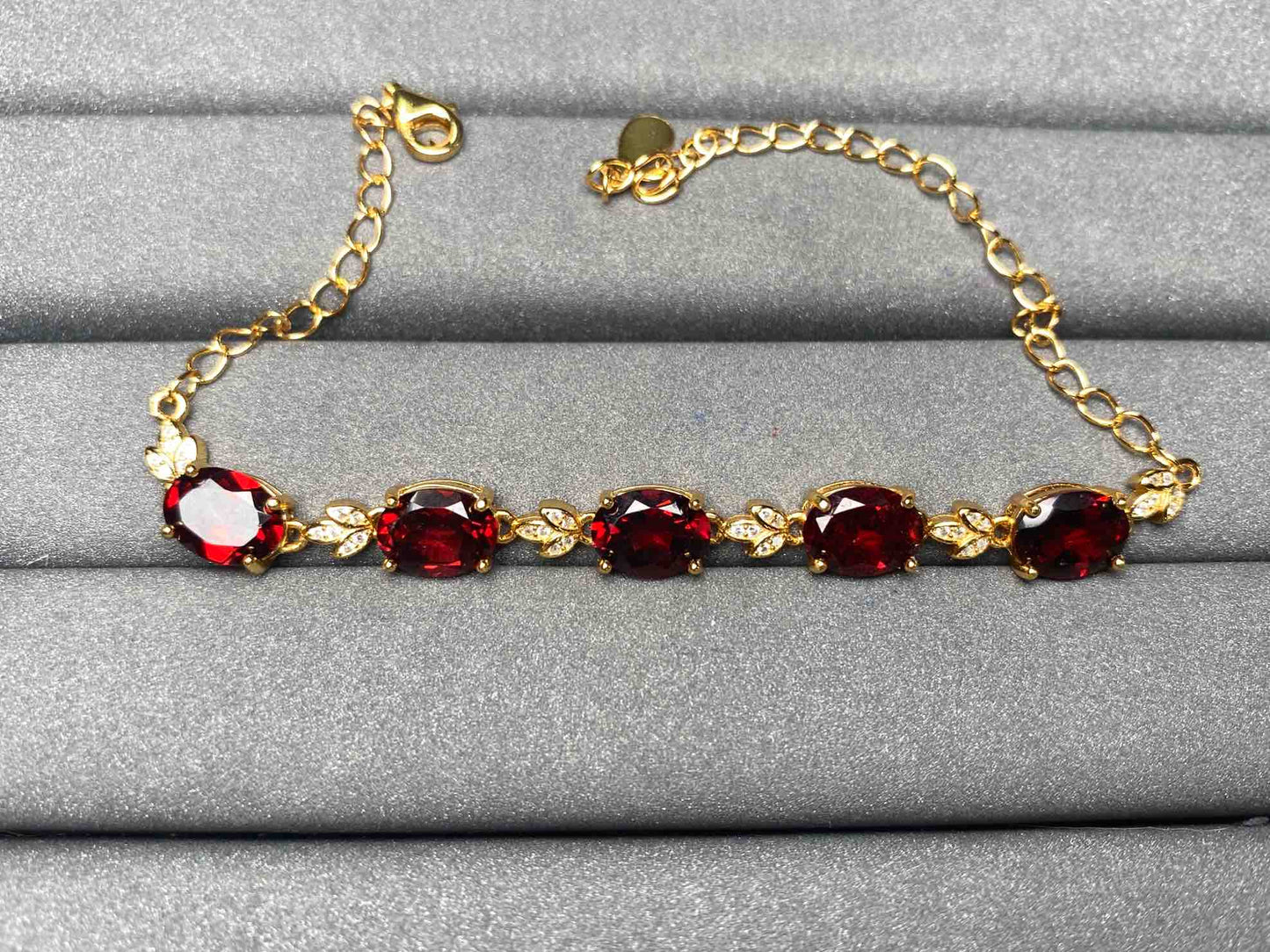 A3991 Garnet Bracelet