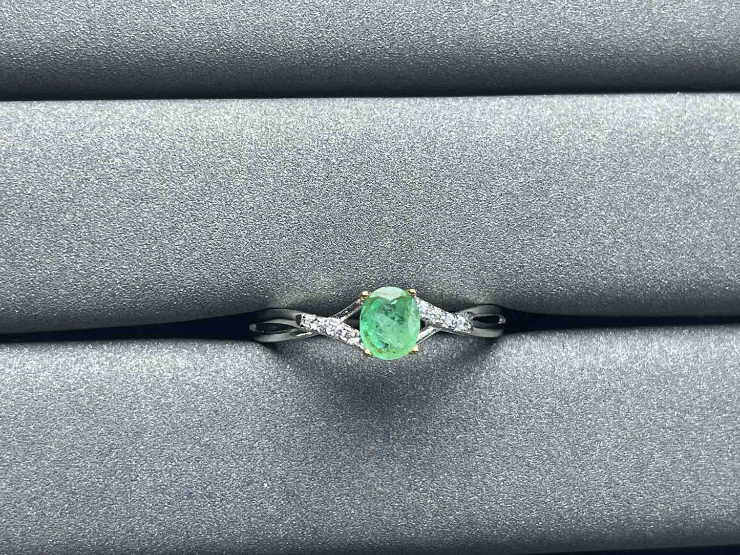 A426 Emerald Ring
