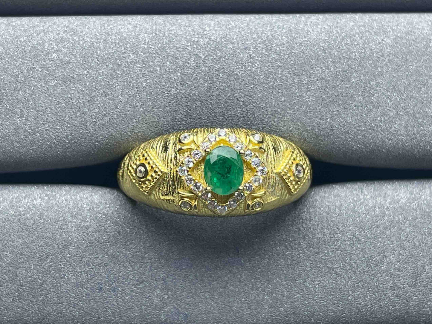 A435 Emerald Ring