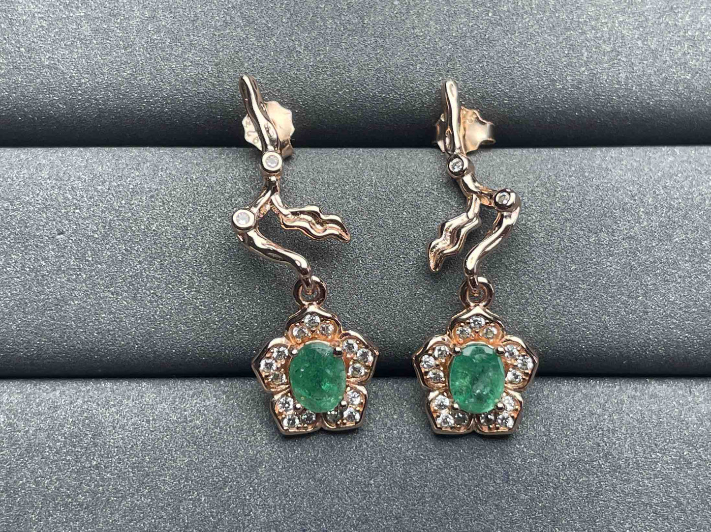 A440 Emerald Earrings