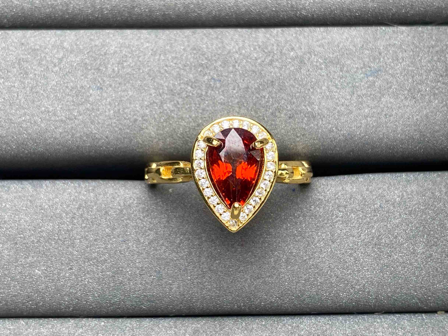 A4498 Fanta Ring