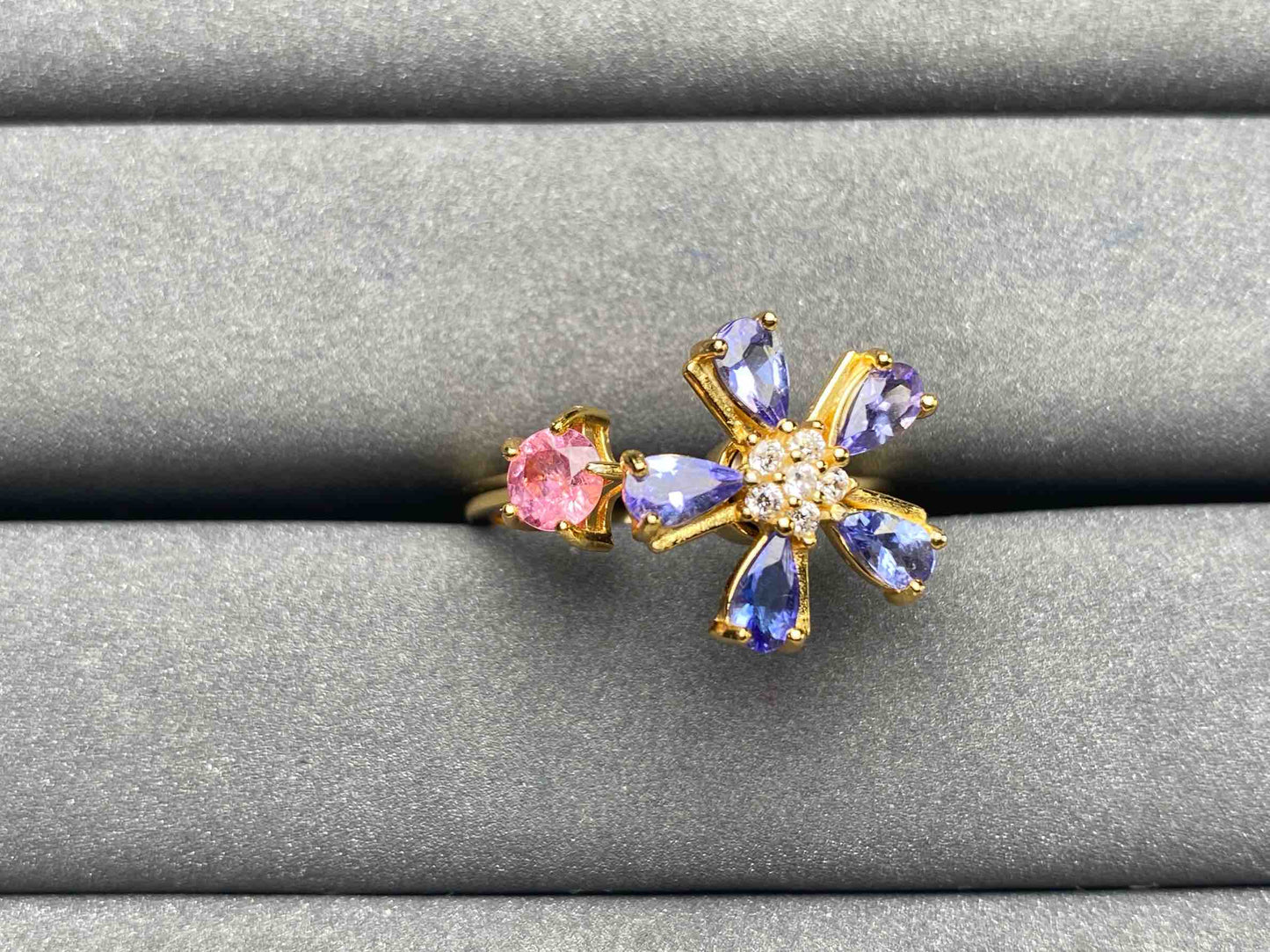 A4509 Tanzanite Ring