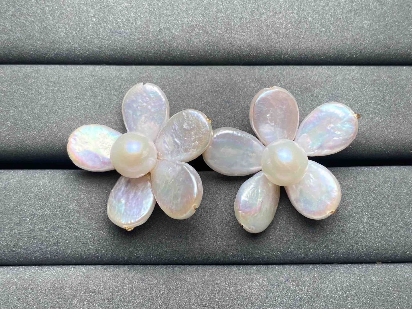 A4523 Prehnite Earrings