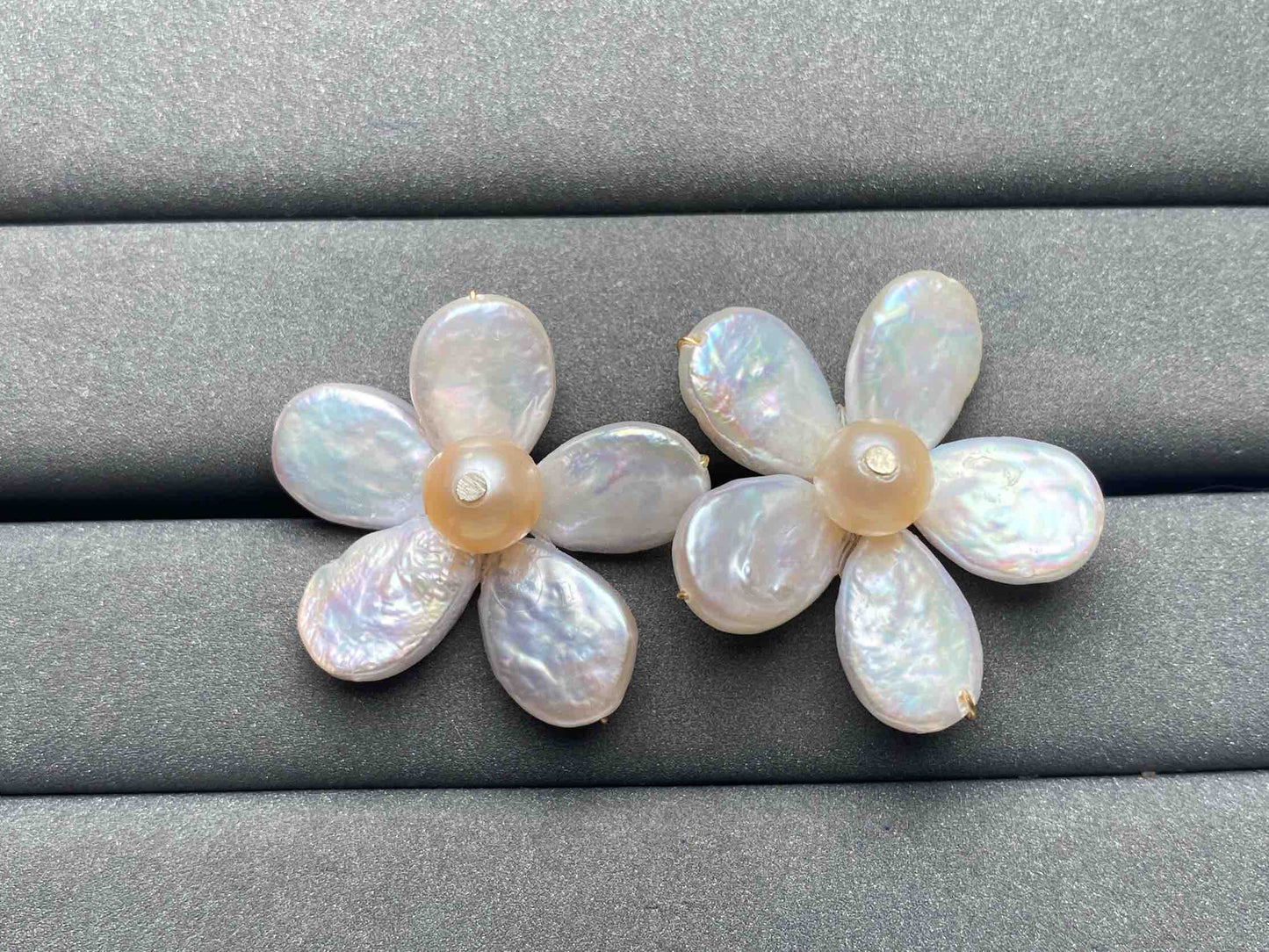 A4524 Prehnite Earrings