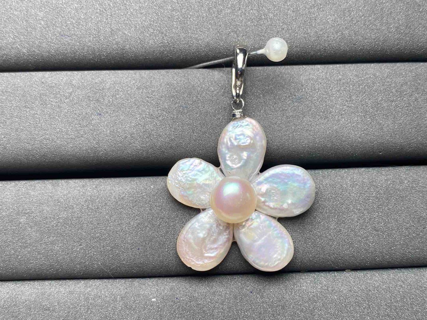 A4527 Prehnite Pendant