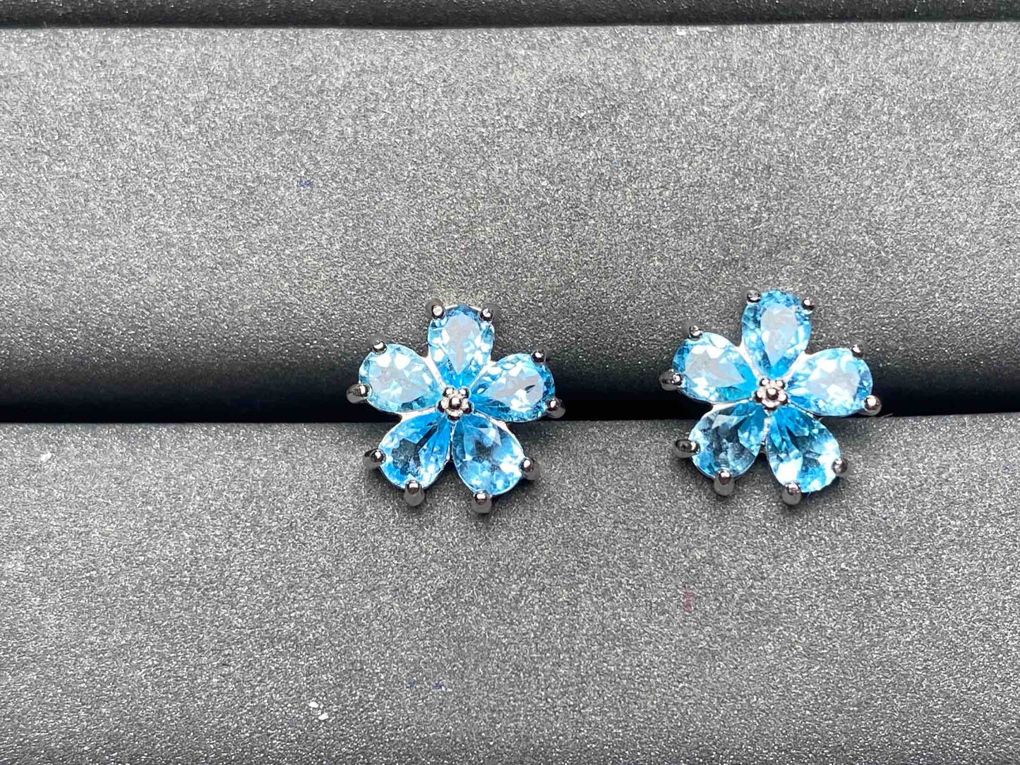 A4581 Topaz Earrings