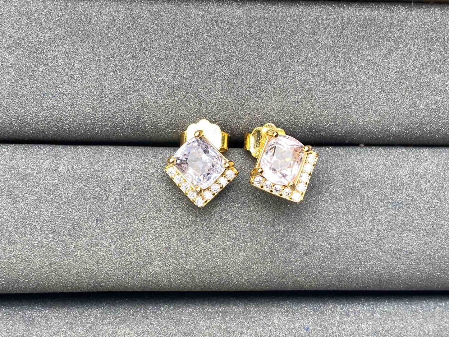 A4591 Spinel Earrings