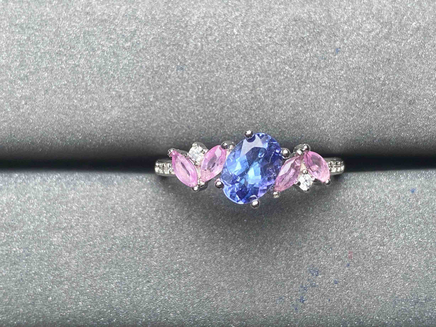 A4624 Tanzanite Ring