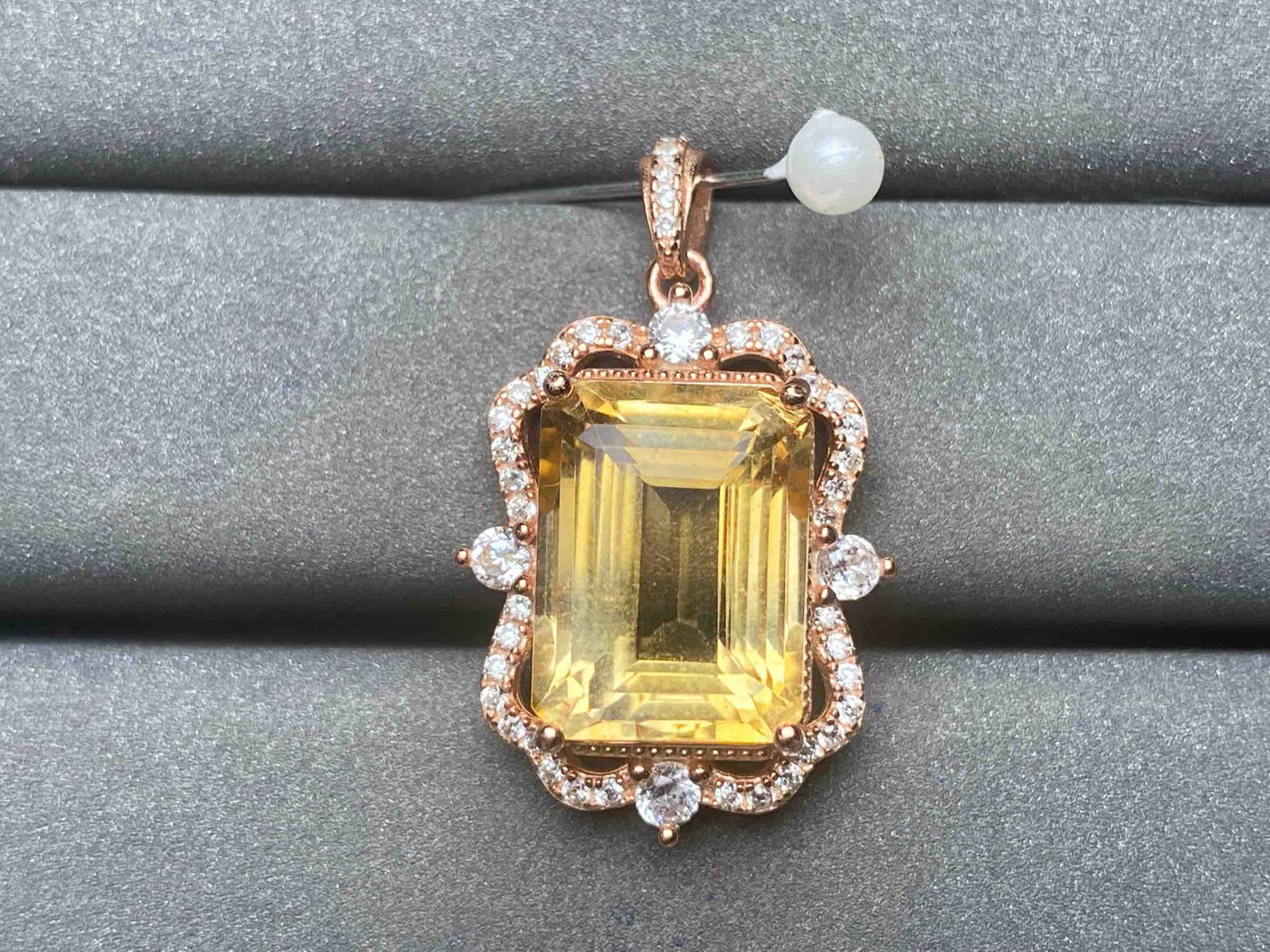 A4628 Citrine Pendant