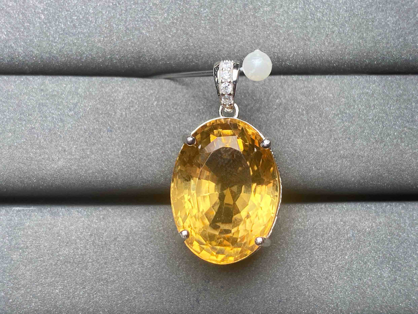 A4632 Citrine Pendant