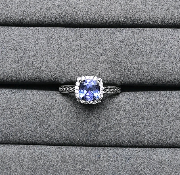 A4693 Tanzanite Ring