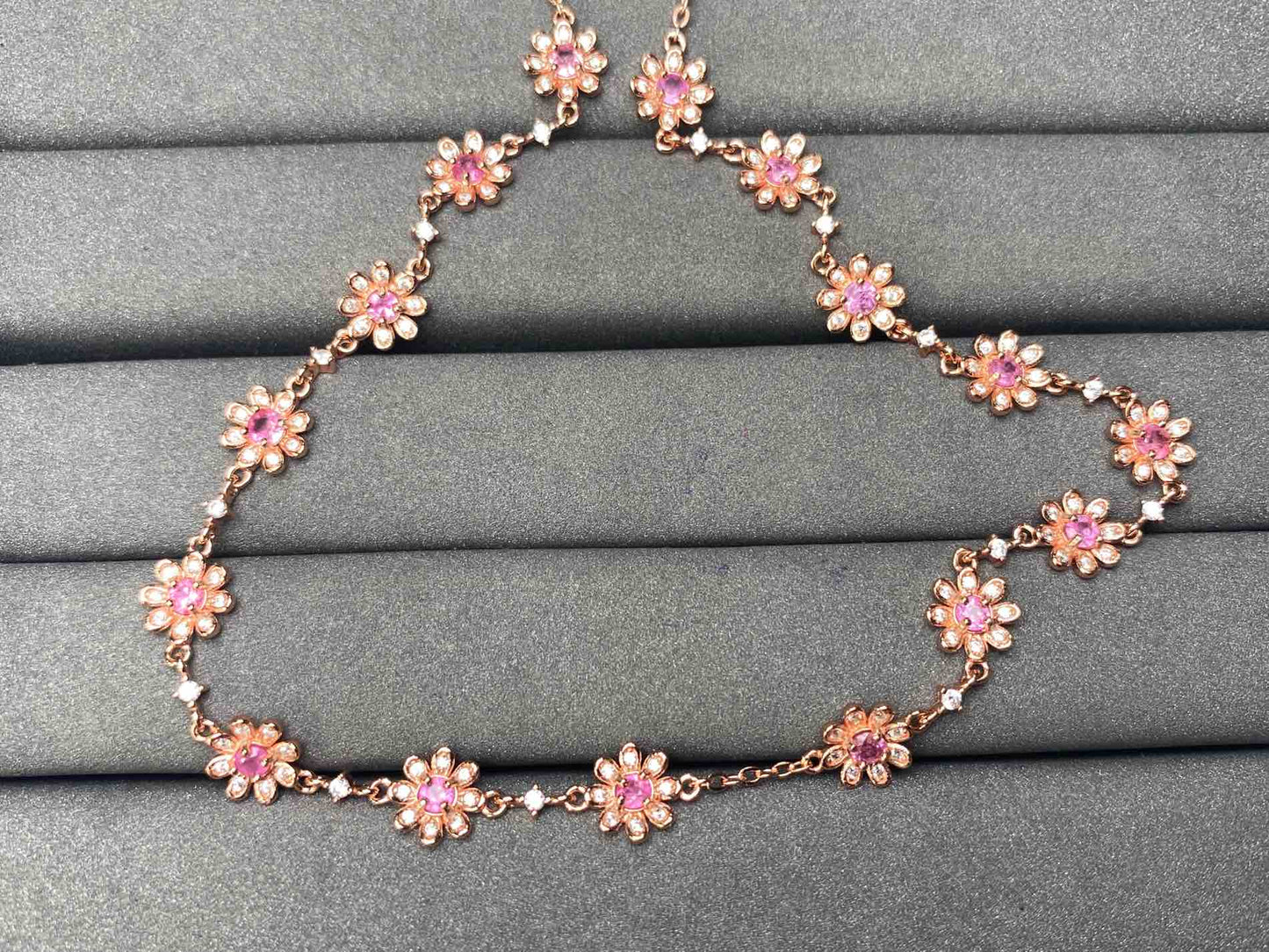 A4770 Pink Sapphire Necklace