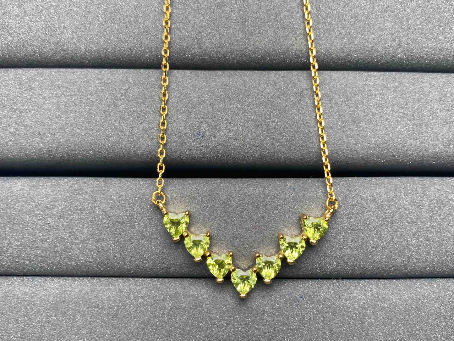 A5045 Peridot Necklace