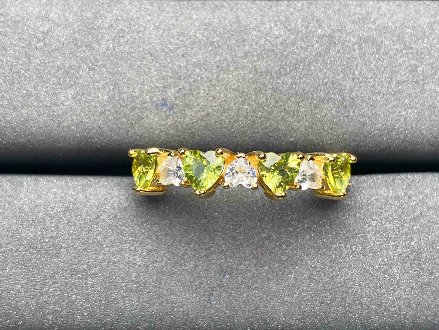 A5055 Peridot Ring
