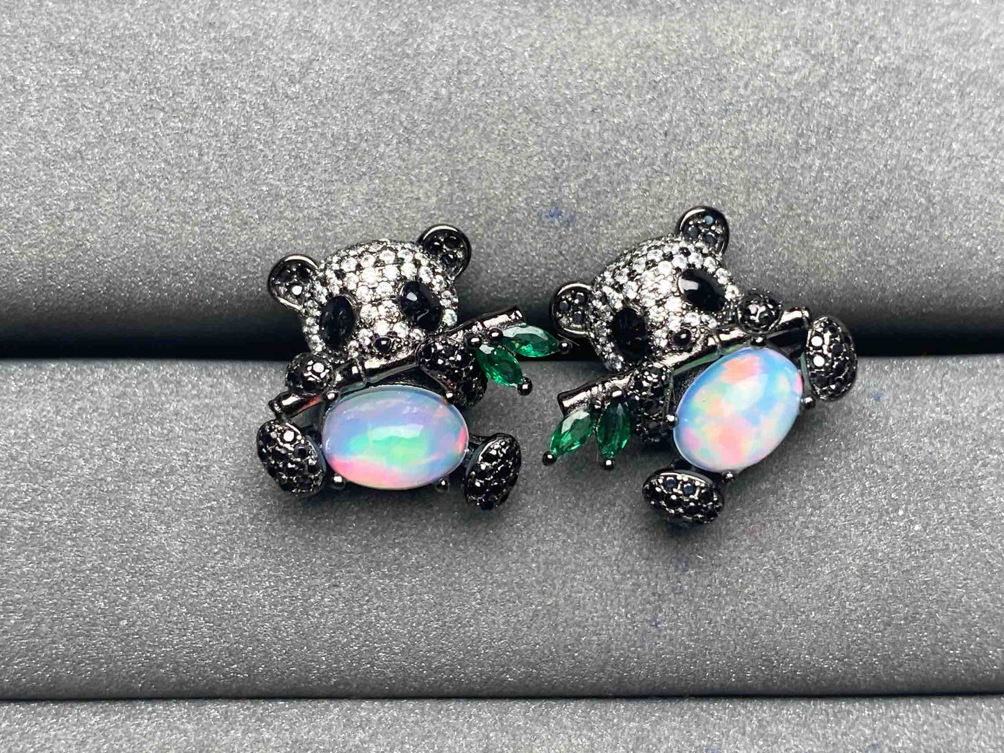 A5062 Opal Earrings