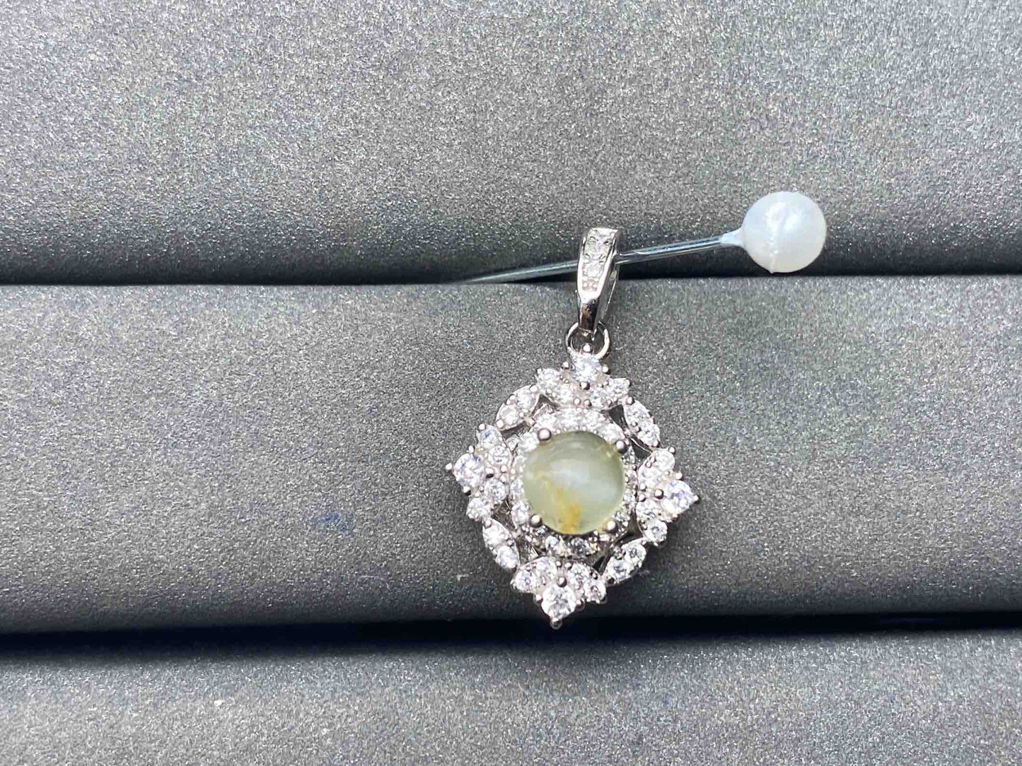 A5188 Chrysoberyl Pendant