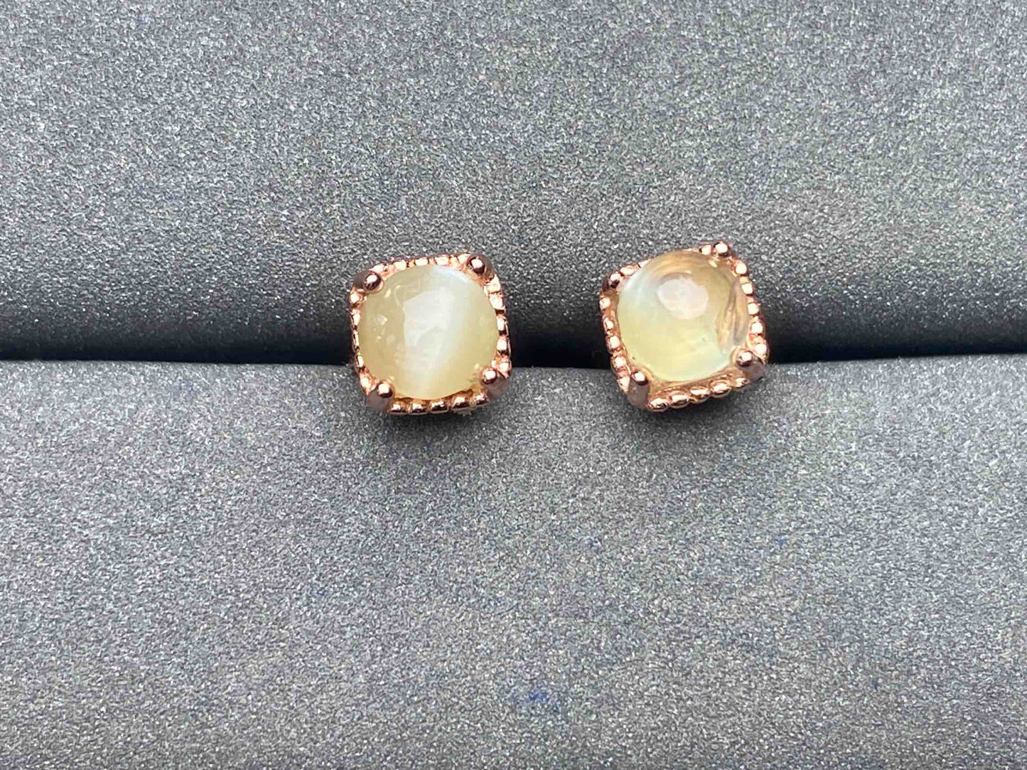 A5196 Chrysoberyl Earrings