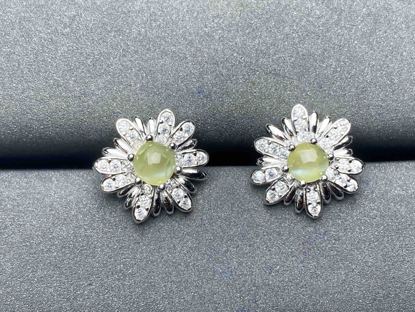 A5209 Chrysoberyl Earrings