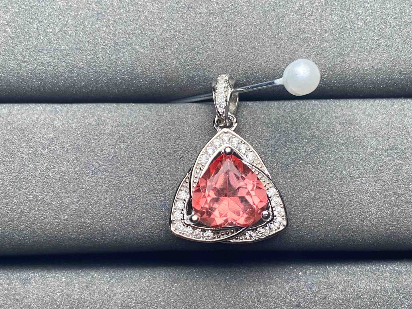 A5302 Lotus topaz Pendant