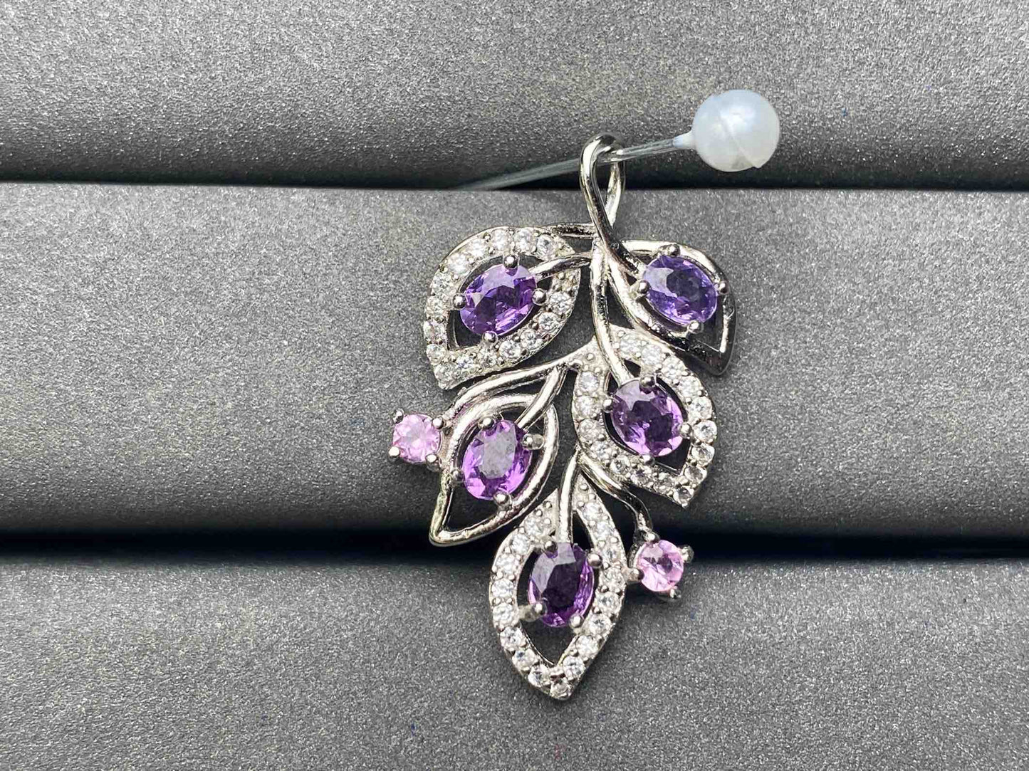 A5466 Purple Sapphire Pendant
