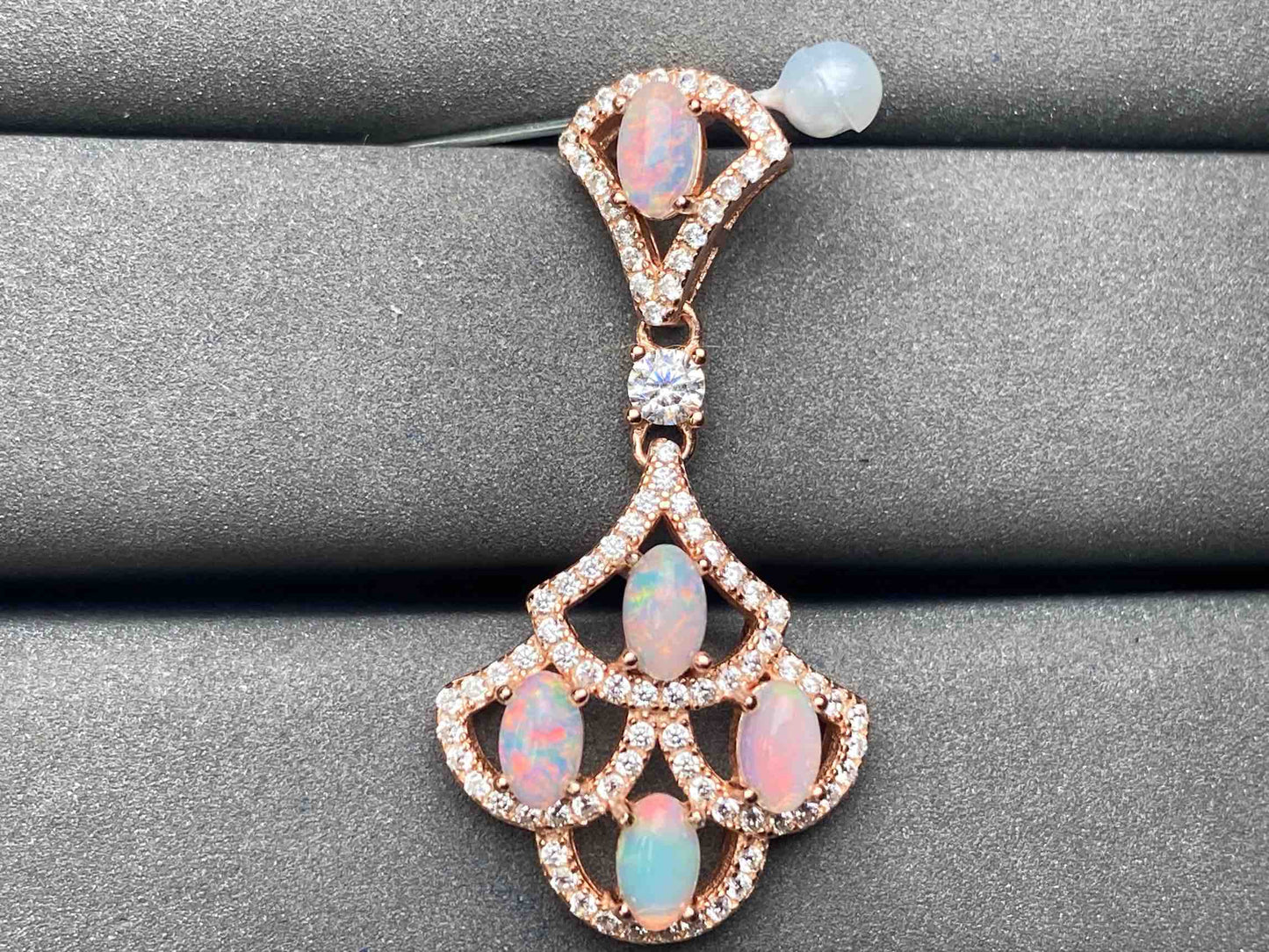 A5476 Opal Pendant