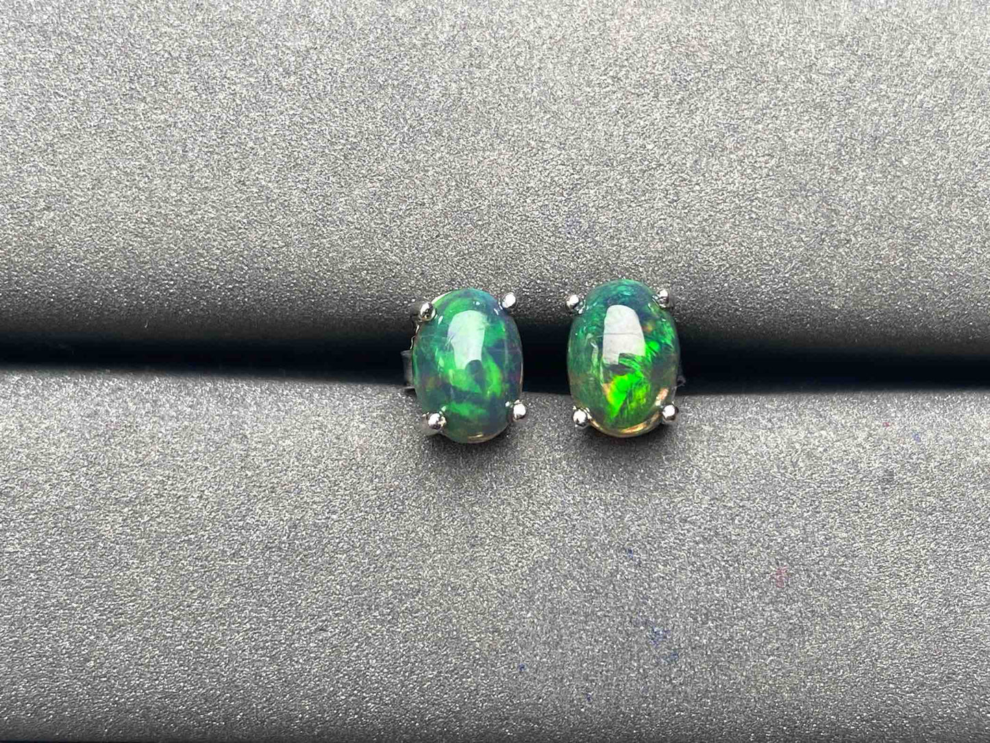 A5570 Opal Earrings